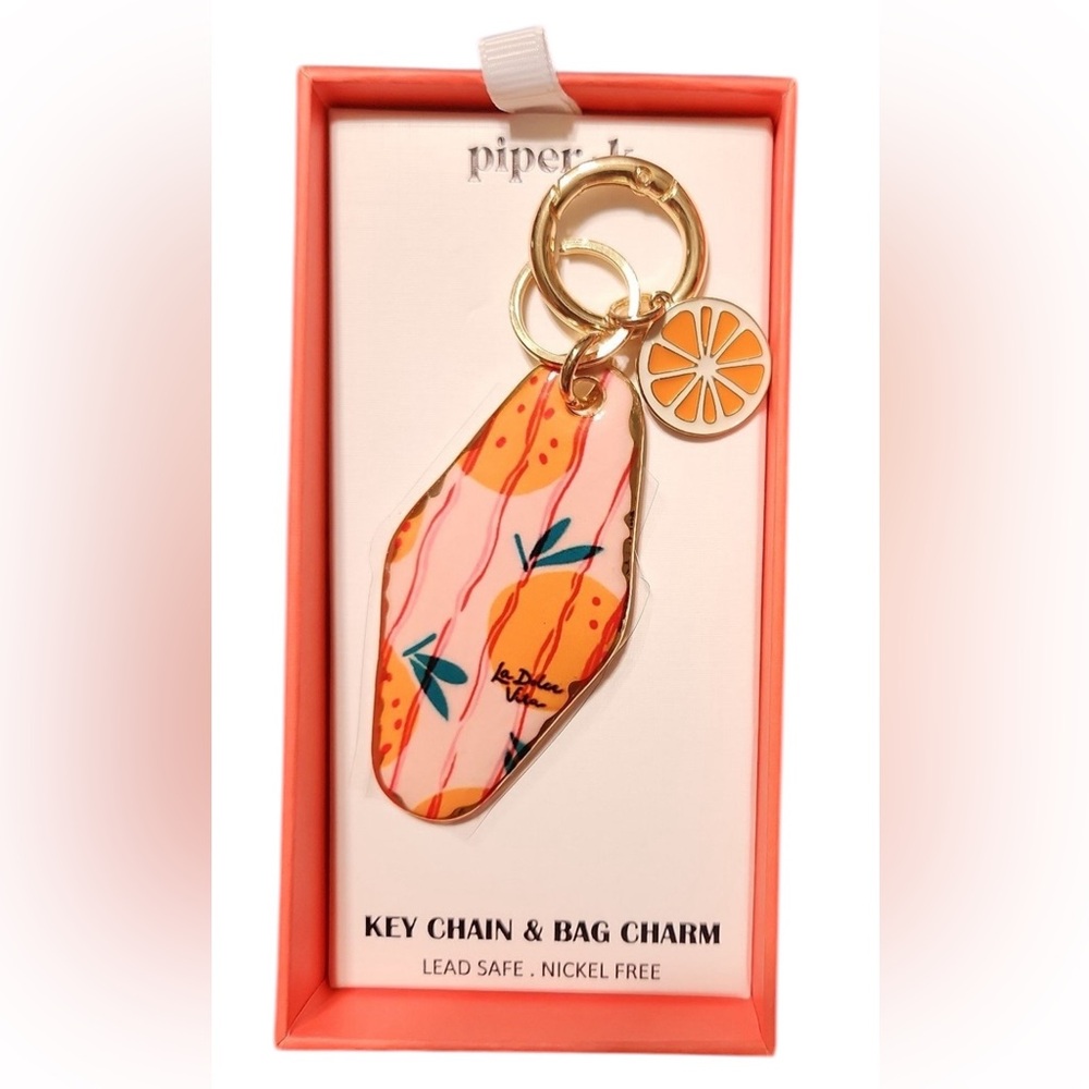 PIPER K Retro Style Motel Hotel Key La Dolce Vida Citrus Keychain Bag Charm NWT - Picture 5 of 10